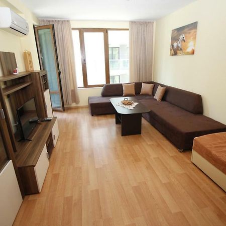 Apartment Rosi Pomorie Eksteriør billede