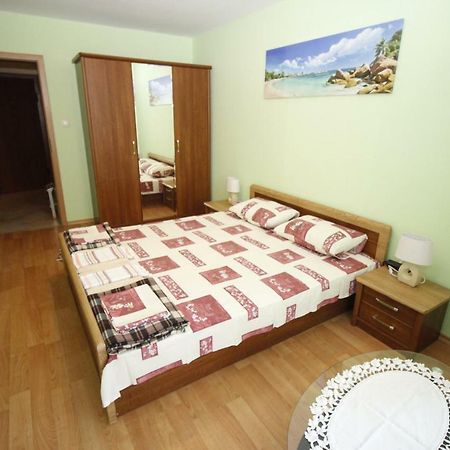 Apartment Rosi Pomorie Eksteriør billede