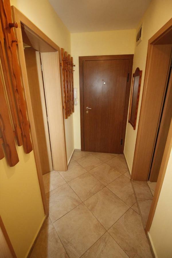Apartment Rosi Pomorie Eksteriør billede